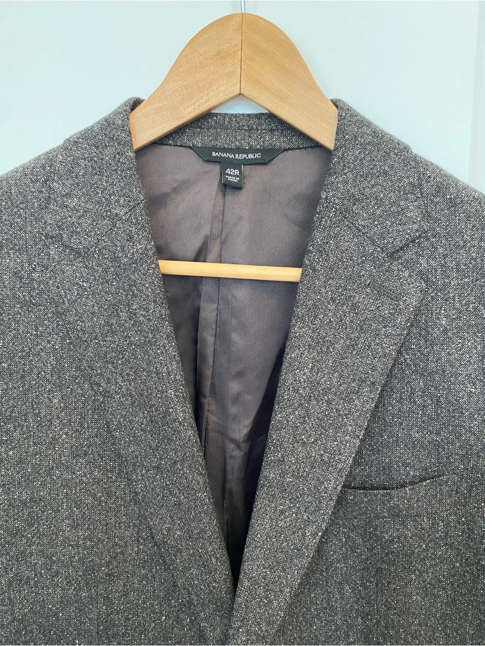 Banana Republic Men's Wool Blend Tweed Suit